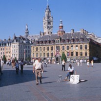 FLI-19-08: Main Square, Lille